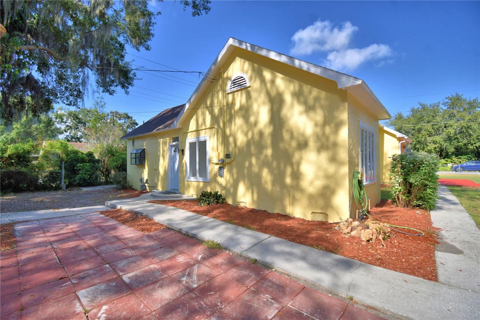 INWOOD - Residential