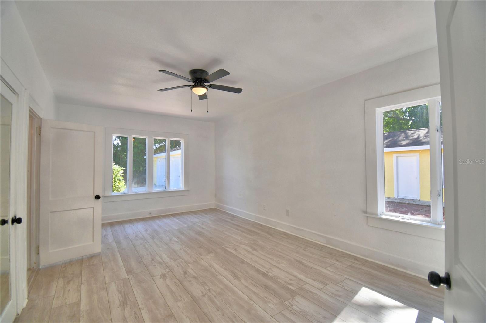 INWOOD - Residential