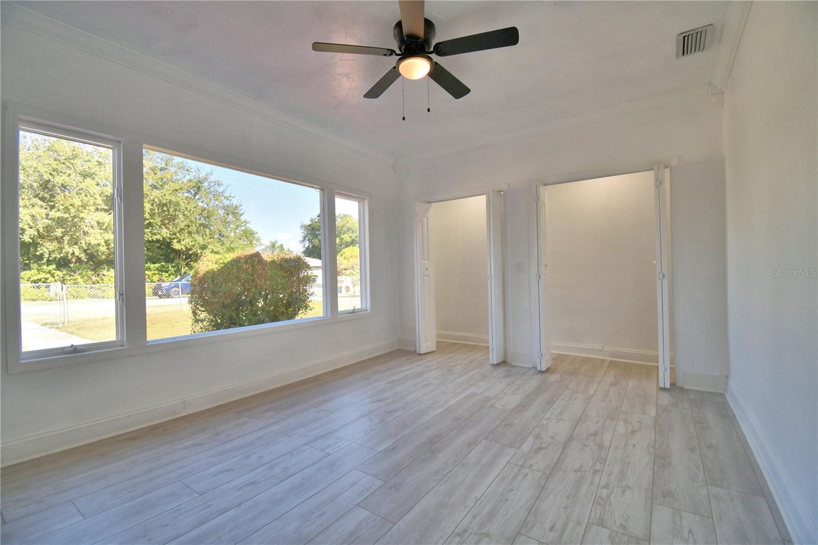 INWOOD - Residential