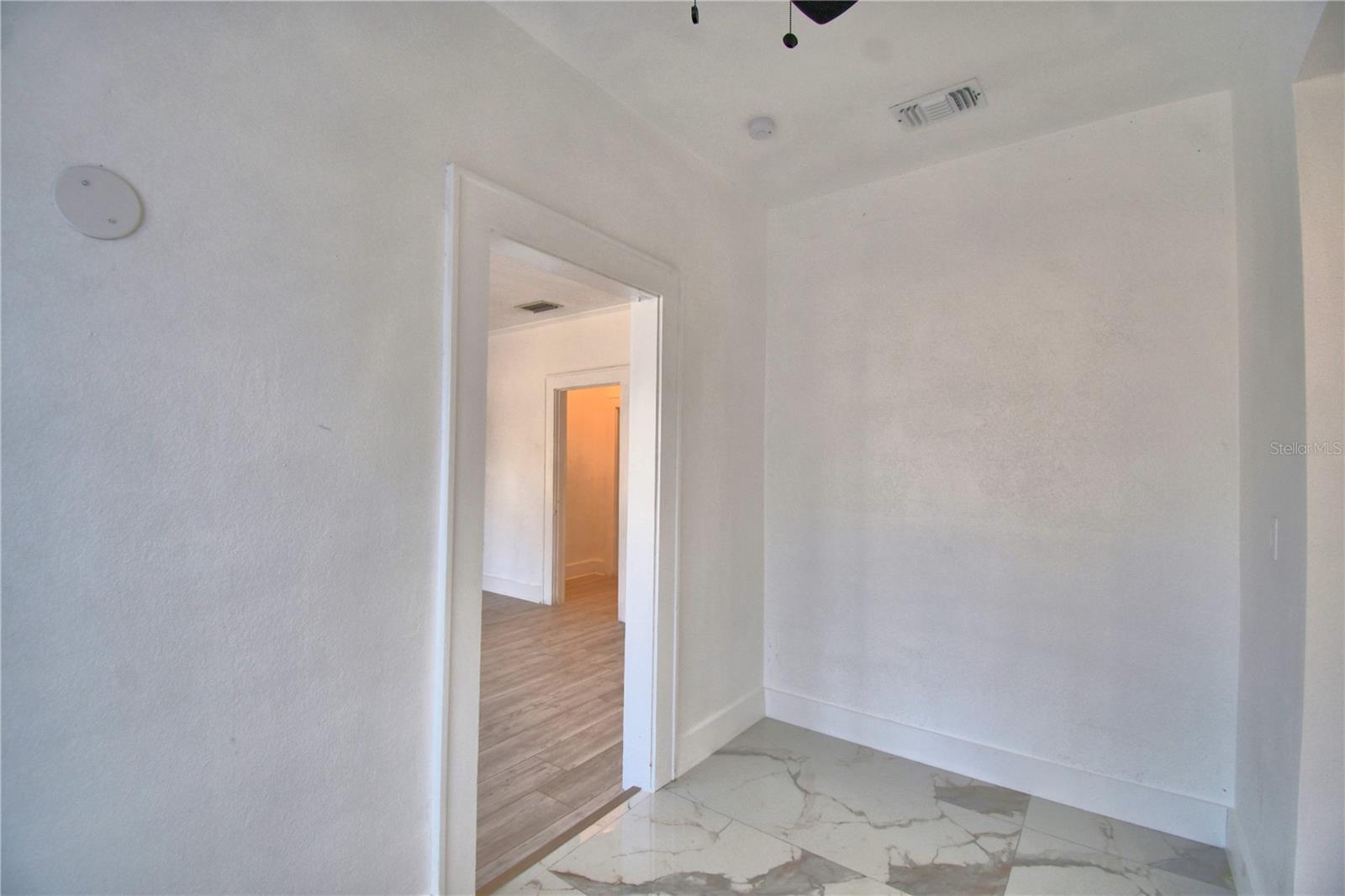 INWOOD - Residential