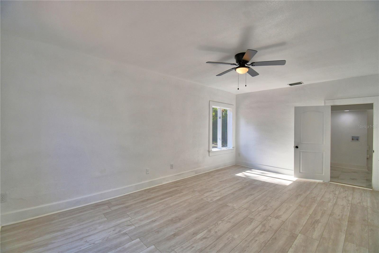 INWOOD - Residential