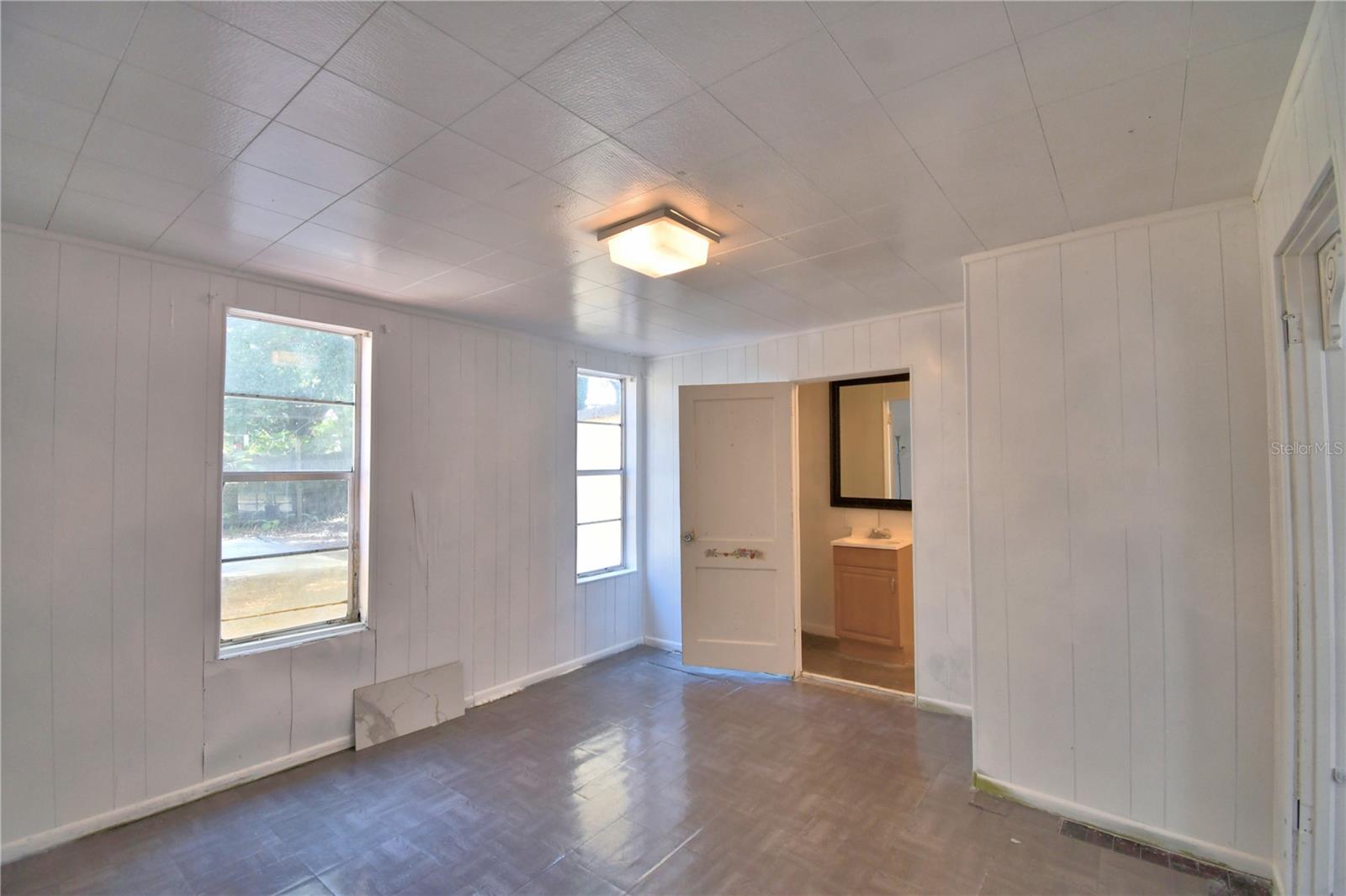 INWOOD - Residential