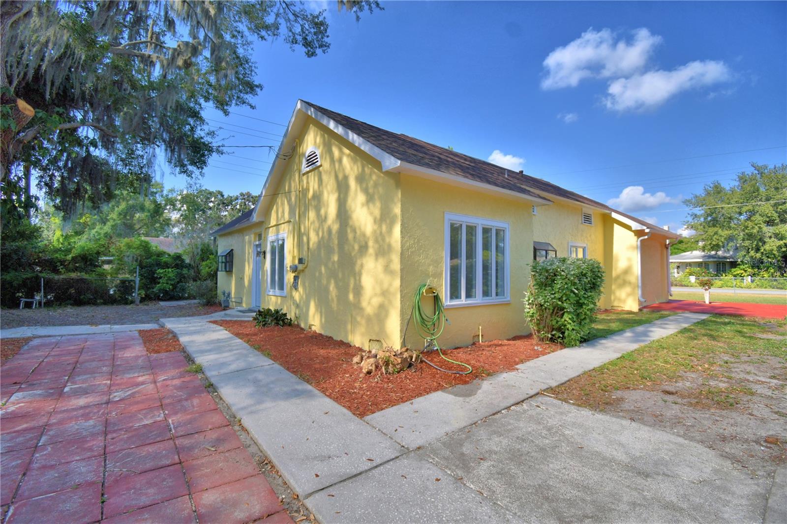 INWOOD - Residential