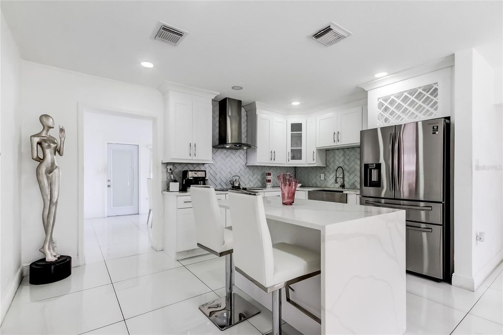 Photo of 2509 W Hamilton Avenue, Tampa, FL 33614 (MLS # TB8459417)