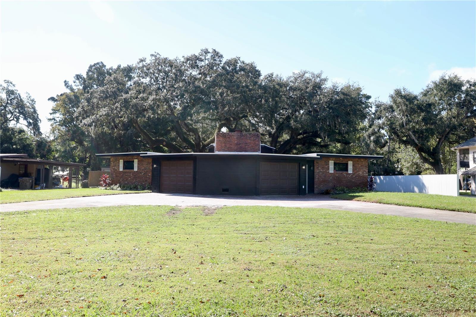 CHEROKEE OAKS - Residential