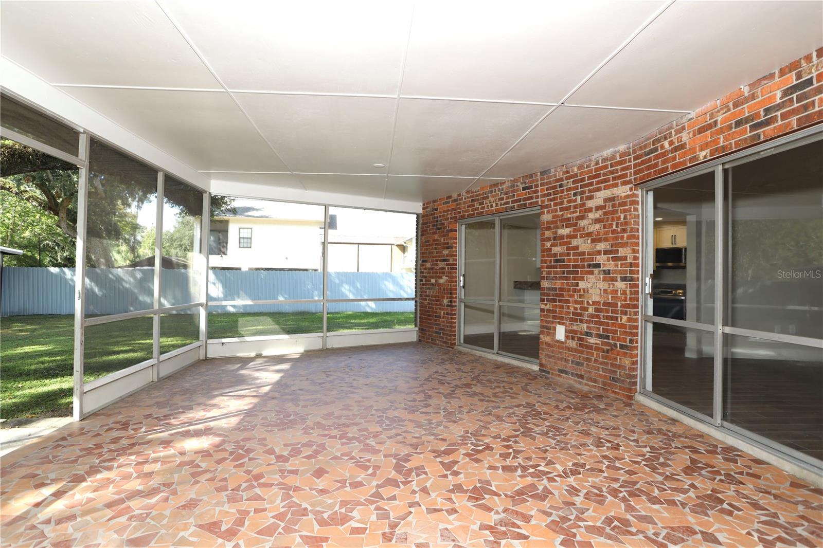 CHEROKEE OAKS - Residential