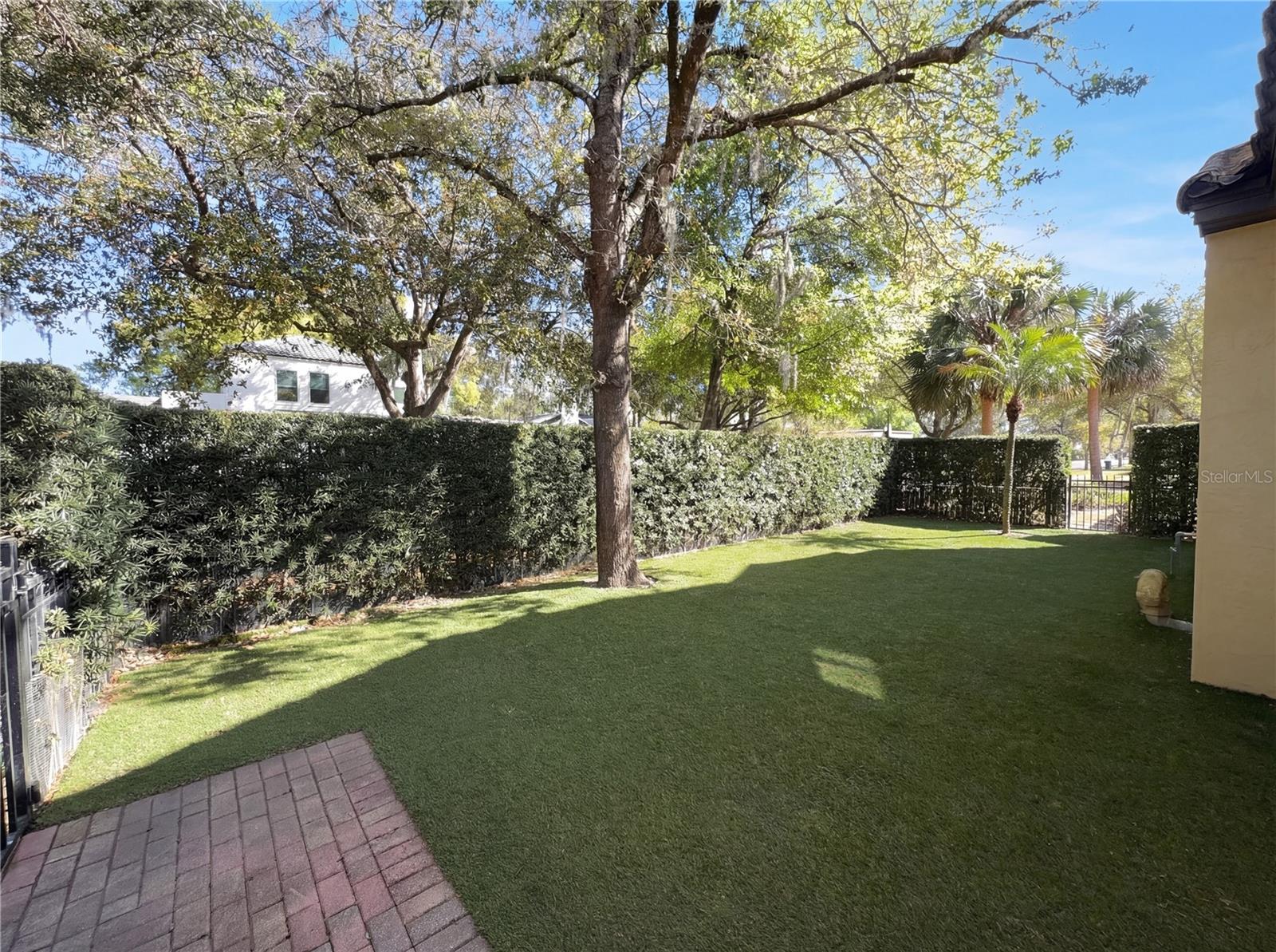 DIXIE TERRACE - Residential