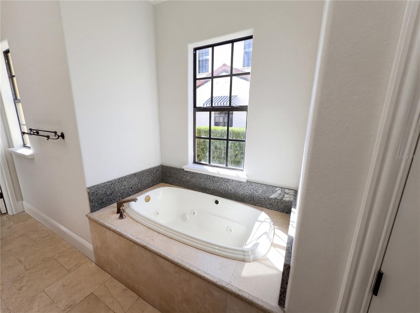 DIXIE TERRACE - Residential