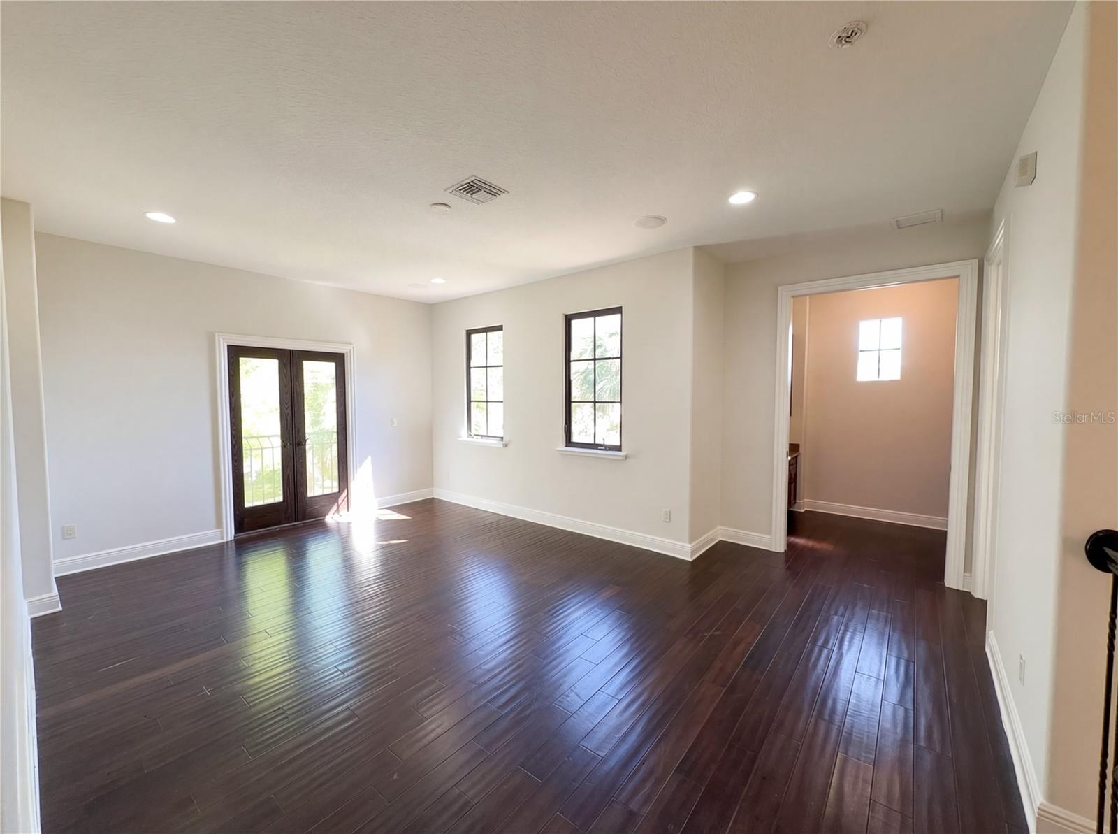 DIXIE TERRACE - Residential