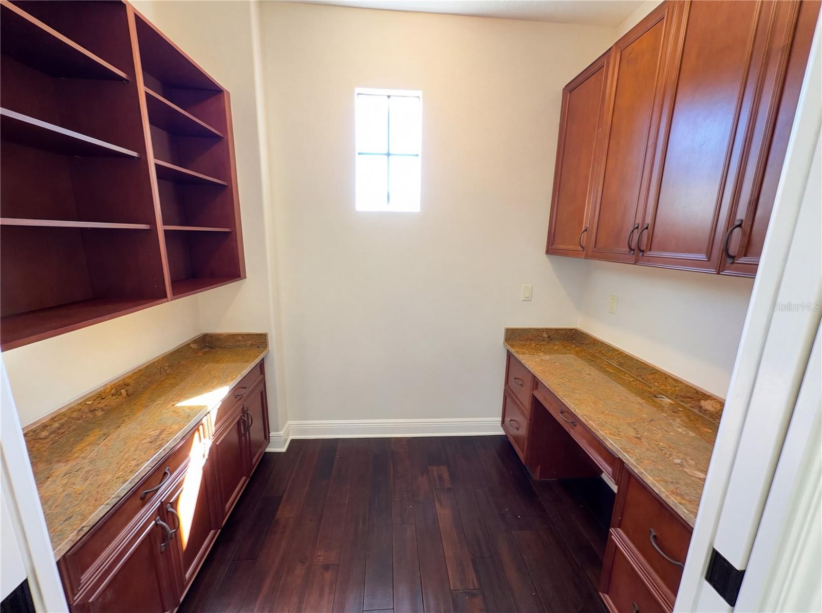 DIXIE TERRACE - Residential