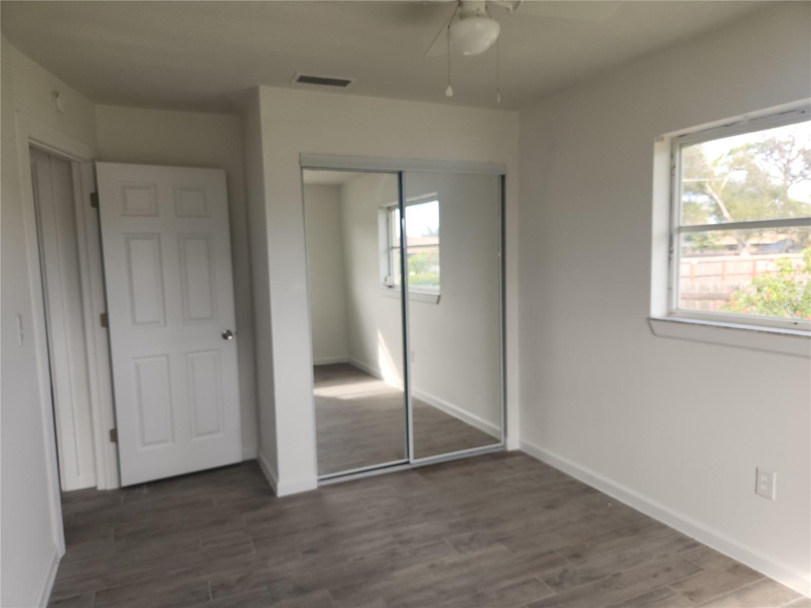 SOUTH VENICE - Residential Lease