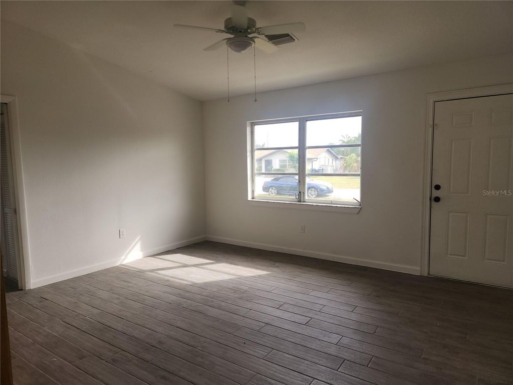 Photo of 1140 Queen Road, Venice, FL 34293 (MLS # A4676064)