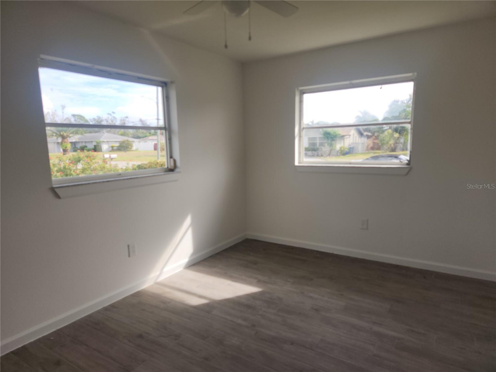 SOUTH VENICE - Residential Lease