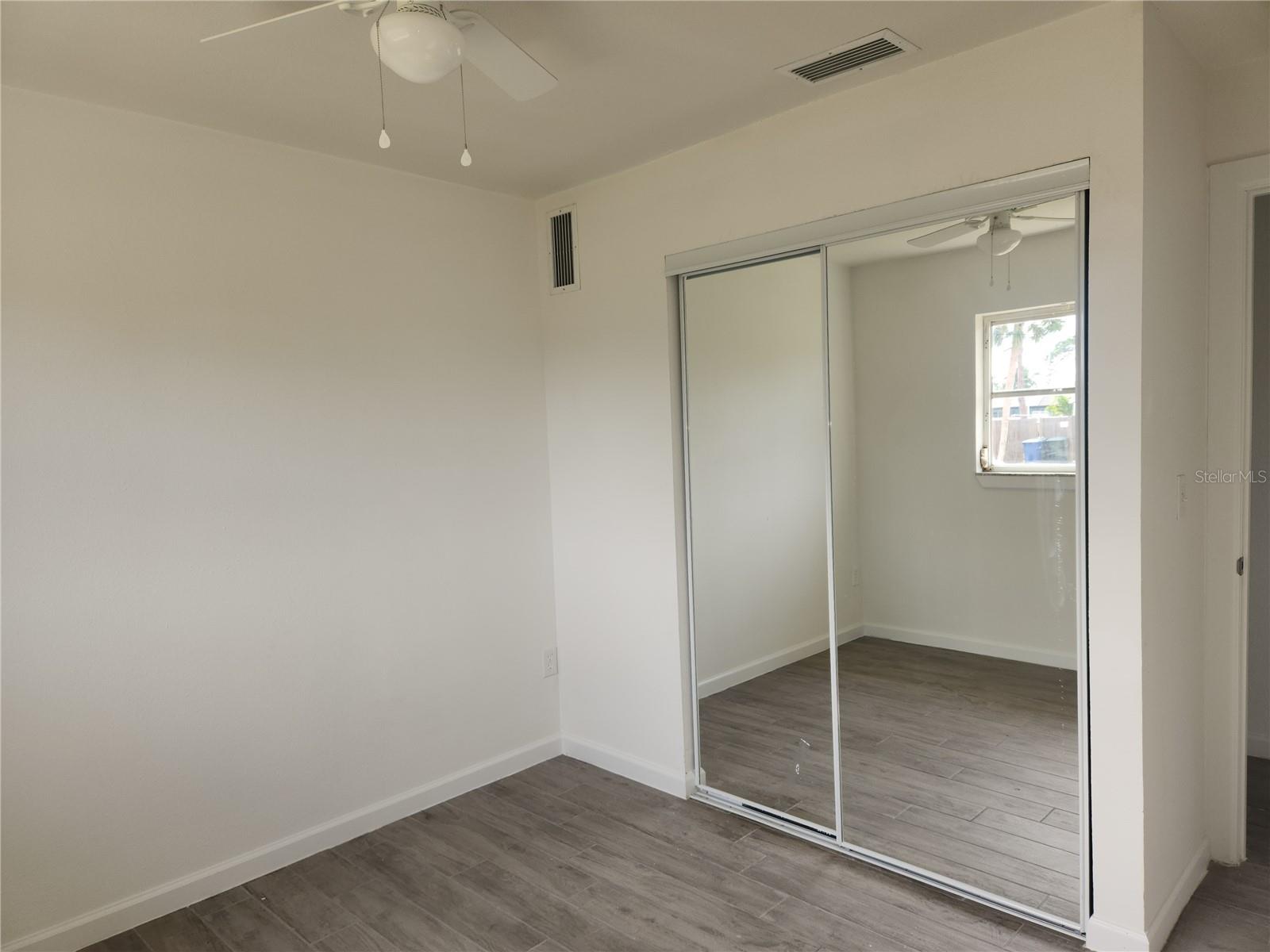 SOUTH VENICE - Residential Lease