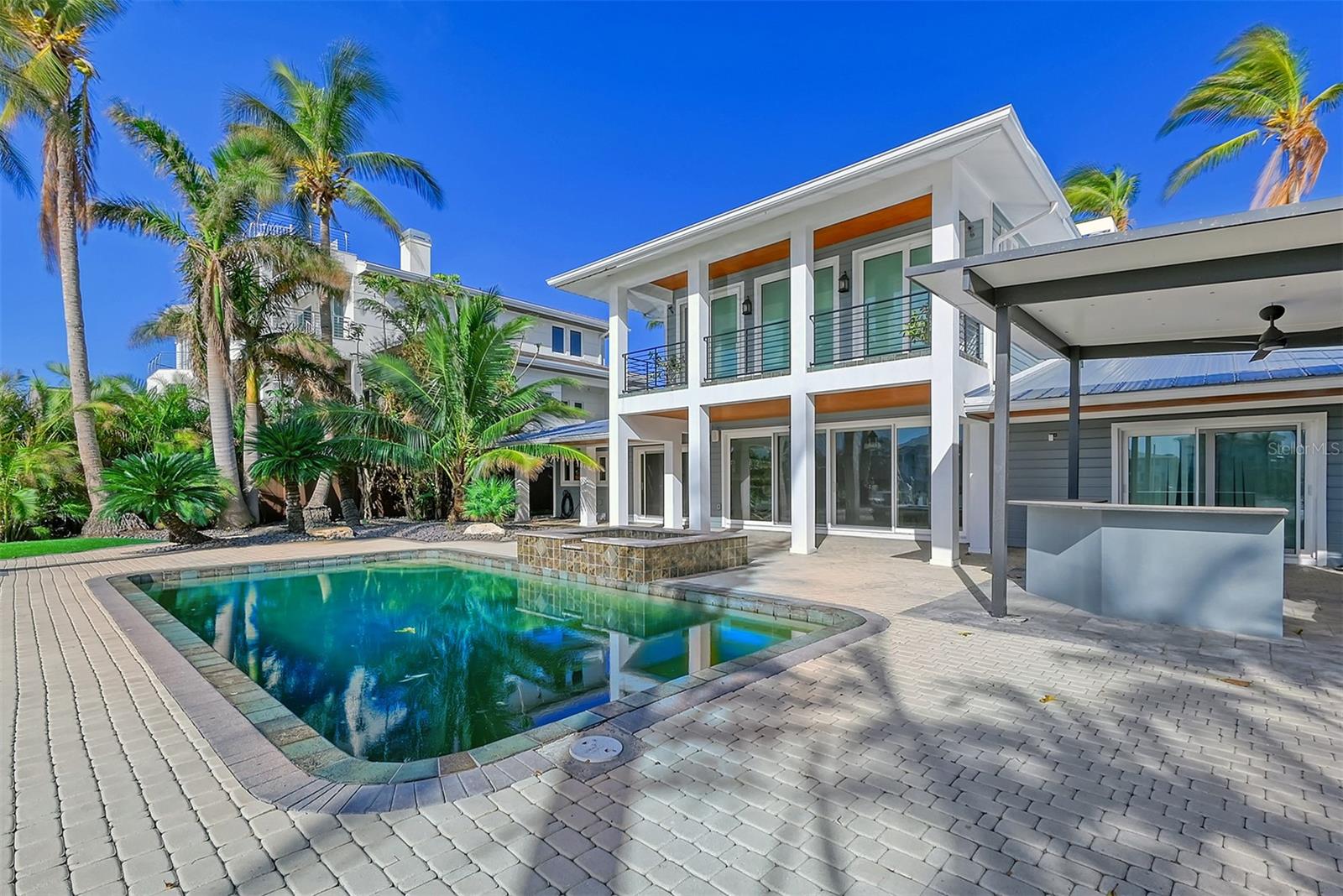 BAY ISLAND SHORES - Residential