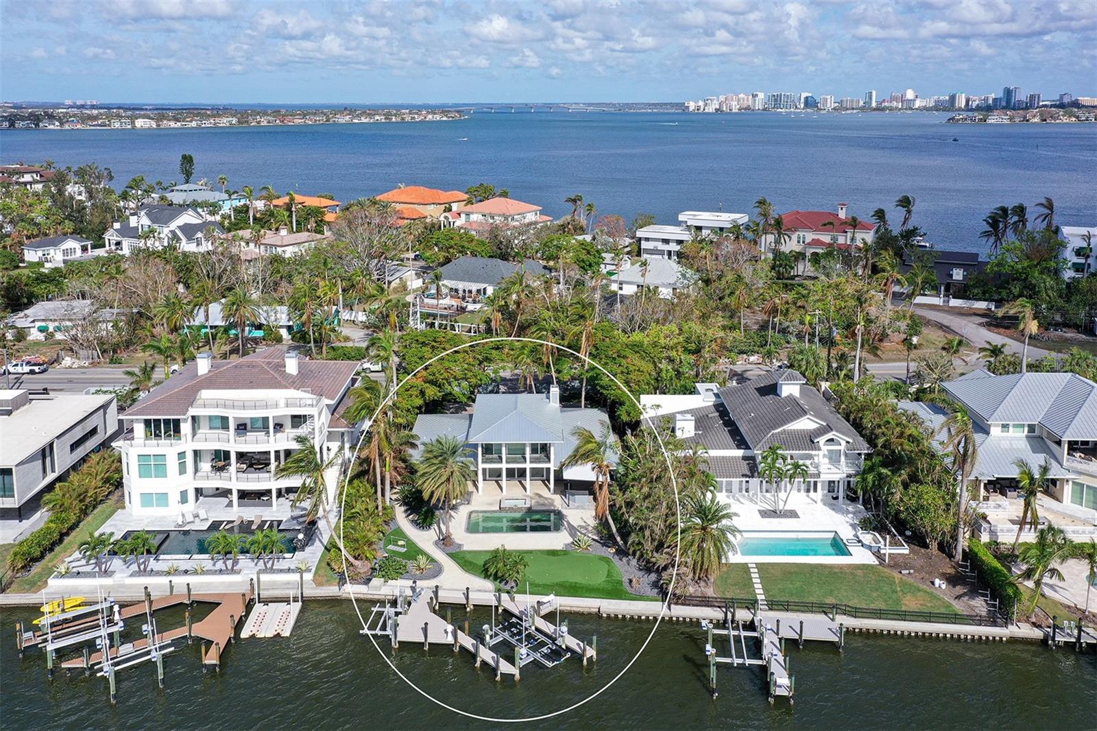 BAY ISLAND SHORES - Residential