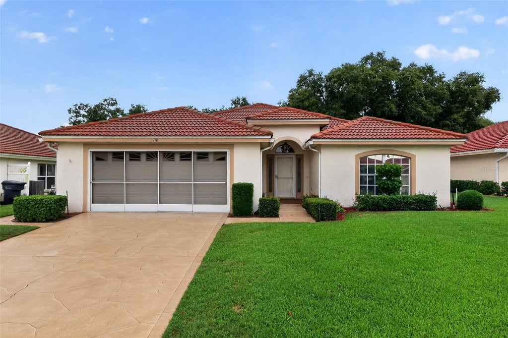 Photo of 110 Morning Glory Circle, Winter Haven, FL 33884 (MLS # O6422755)