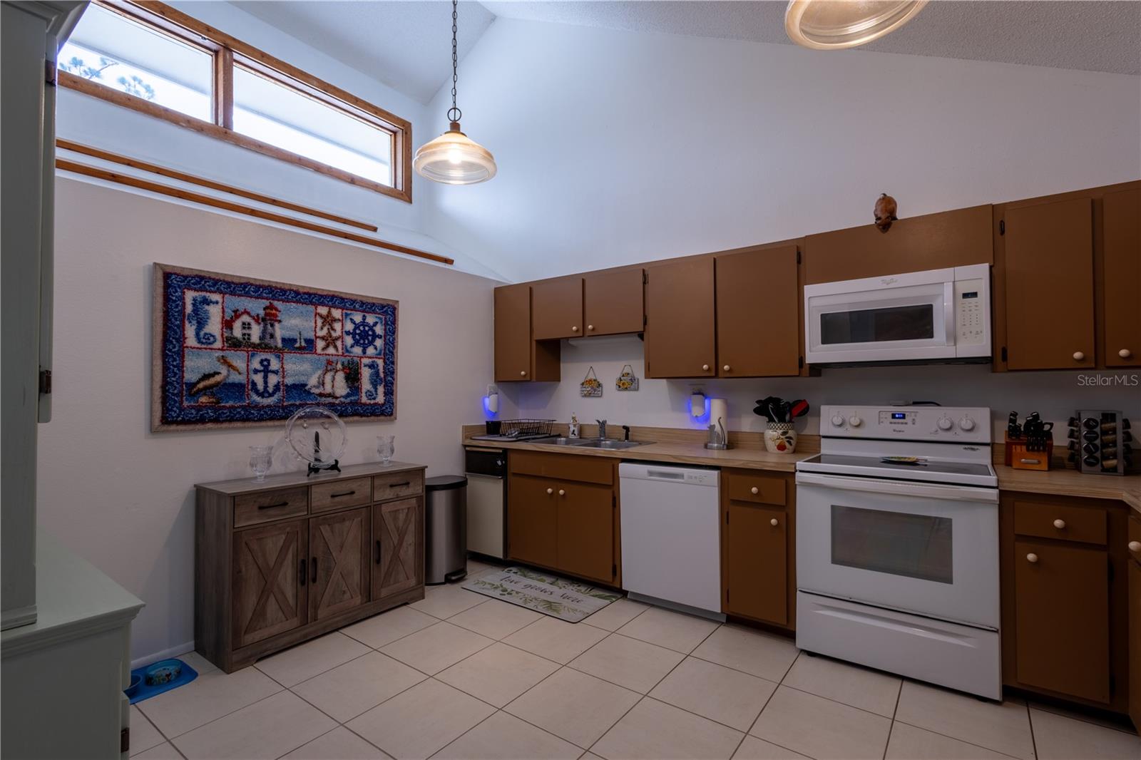 7913 PINEGLEN COURT 34