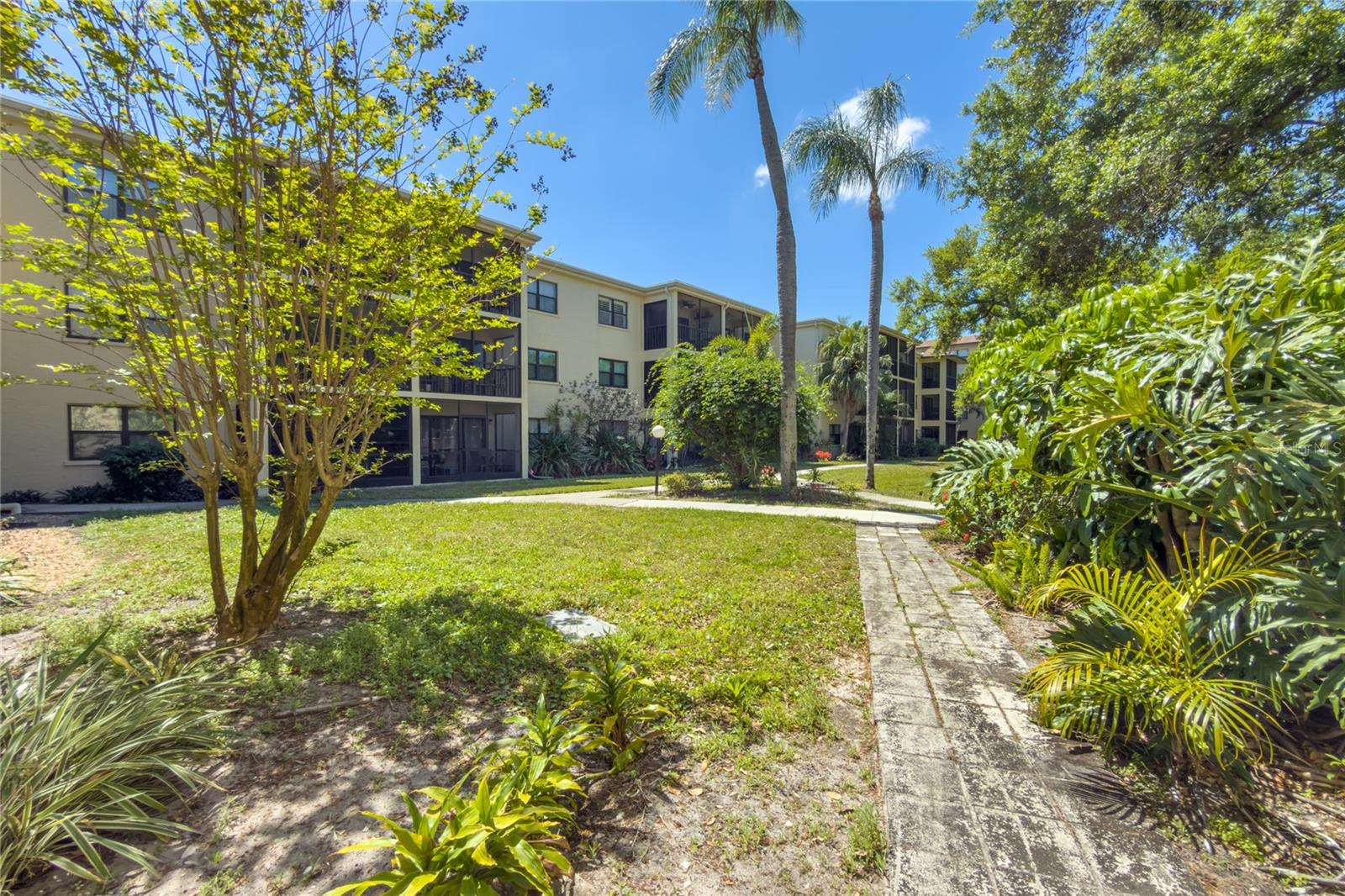 305 W 30TH AVENUE W A110