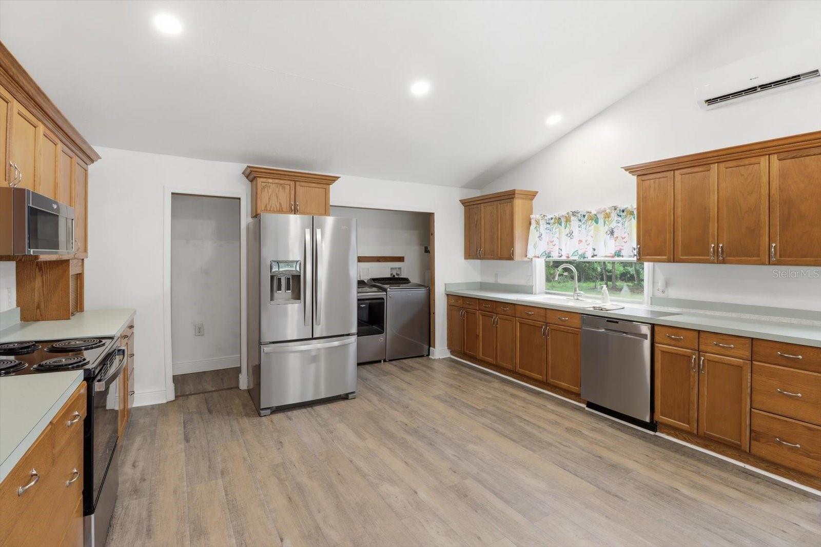 STENHOLM SUB IN SW1/4 UNREC - Residential