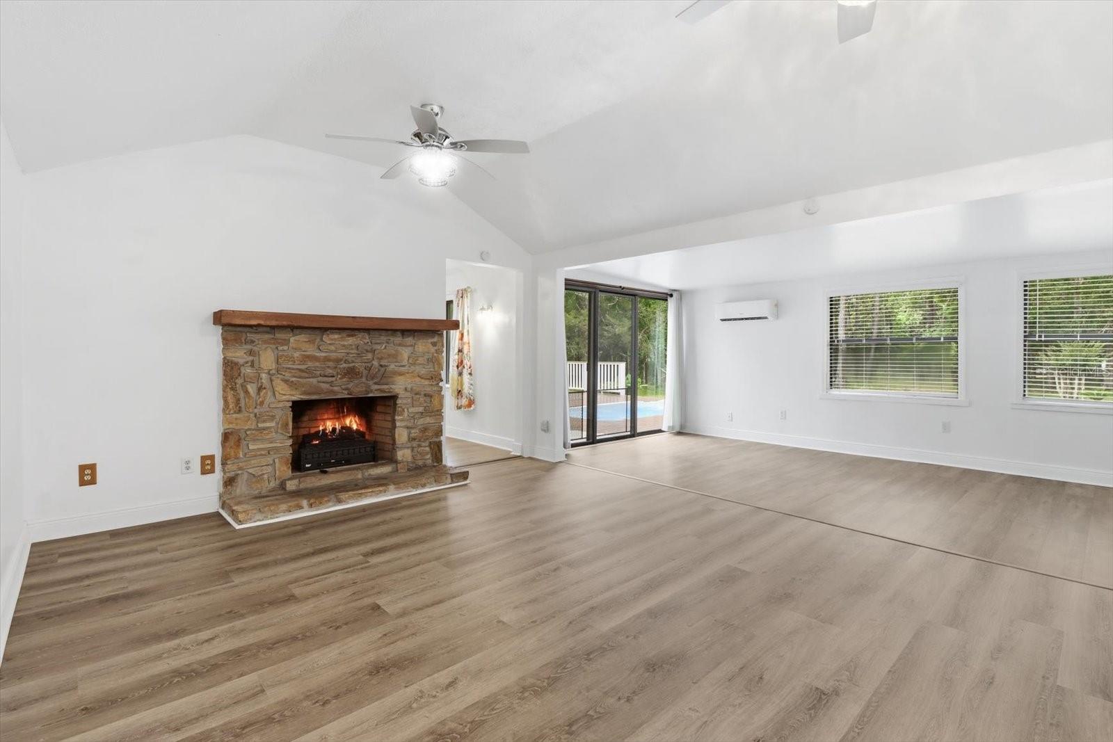 STENHOLM SUB IN SW1/4 UNREC - Residential