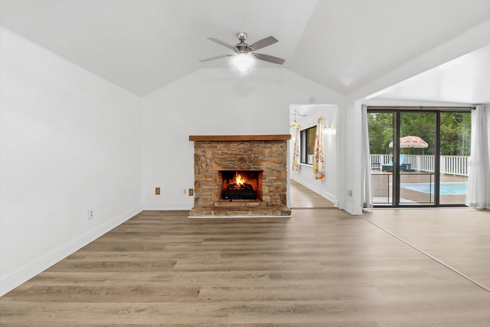 STENHOLM SUB IN SW1/4 UNREC - Residential