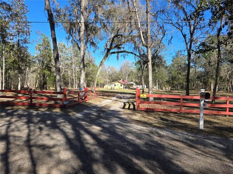 Photo of 12220 Timber Lane, Brooksville, FL 34601 (MLS # W7885578)