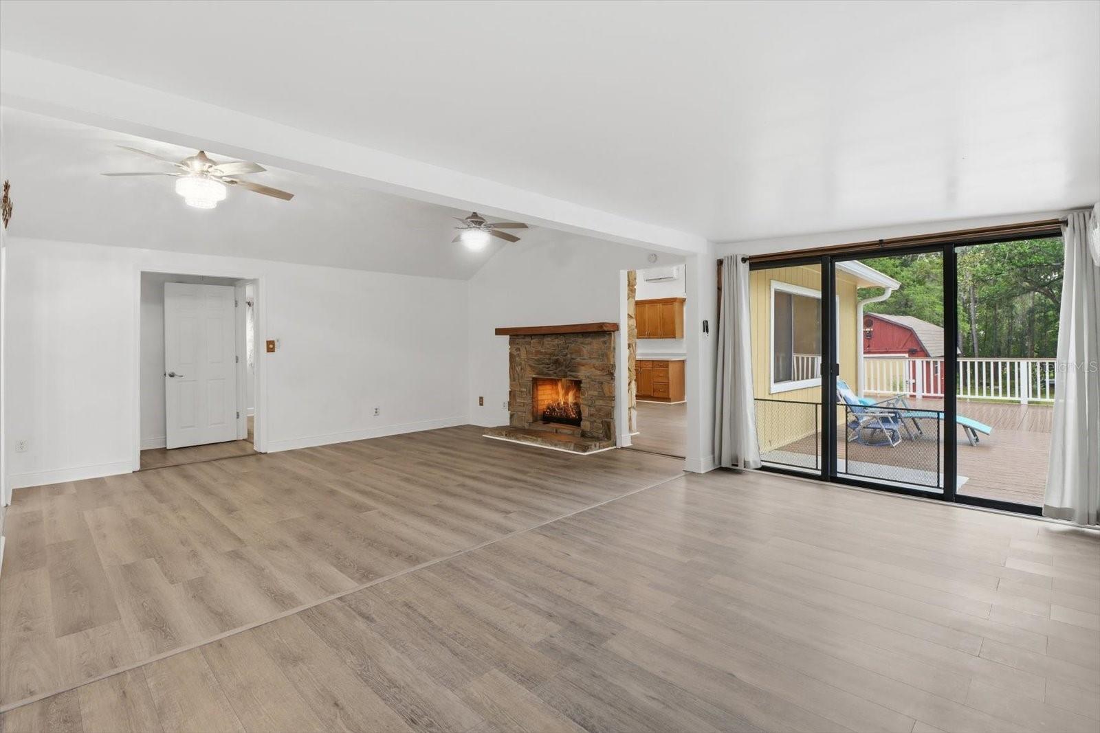 STENHOLM SUB IN SW1/4 UNREC - Residential