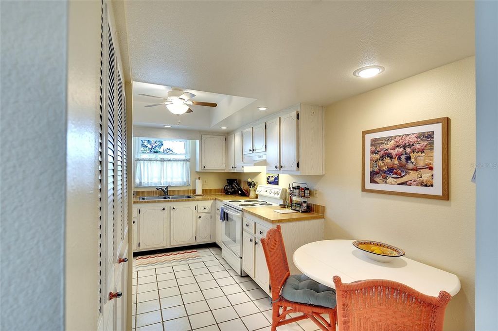 Photo of 5602 12th Avenue W #5602, Bradenton, FL 34209 (MLS # A4683002)