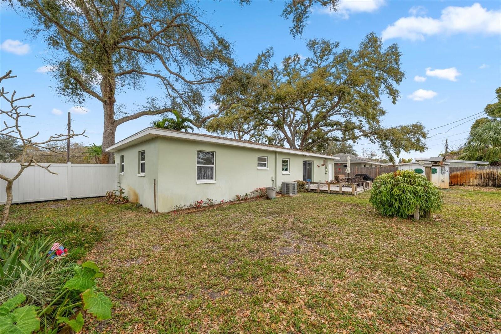 JUNGLE COUNTRY CLUB 4TH ADD - Residential