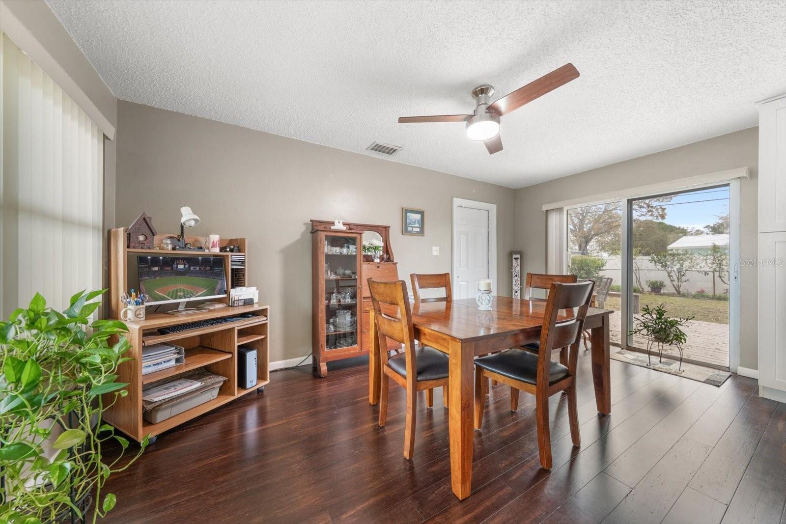 JUNGLE COUNTRY CLUB 4TH ADD - Residential