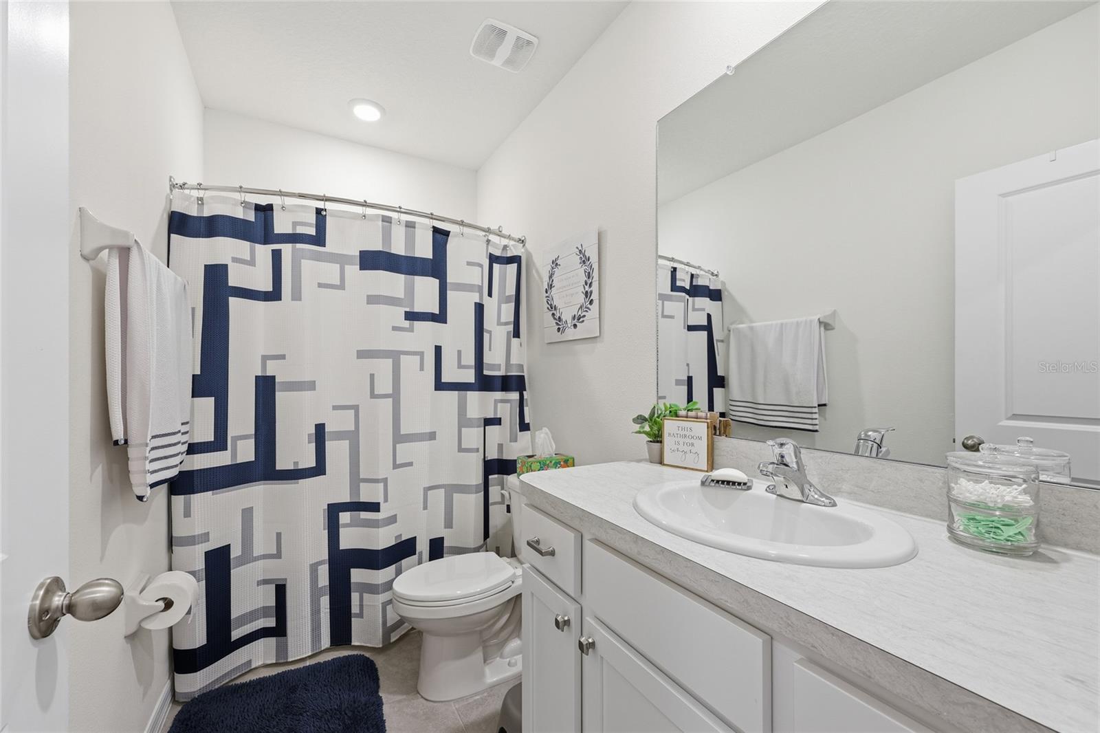 AVALON PARK WEST-NORTH PH 1A & - Residential