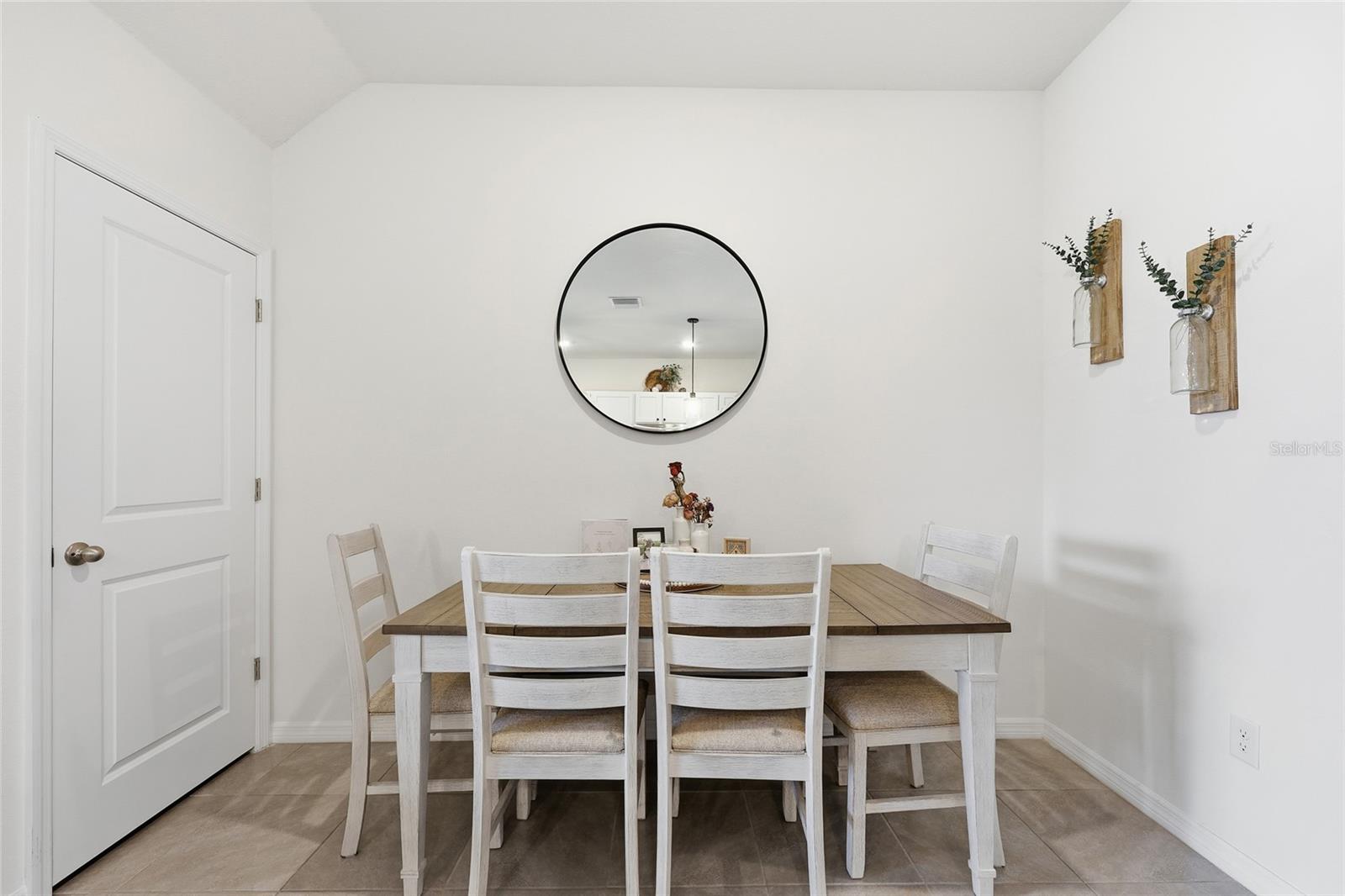 AVALON PARK WEST-NORTH PH 1A & - Residential