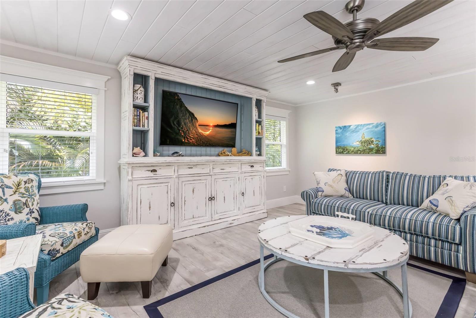 WEST WIND SHORES - Residential