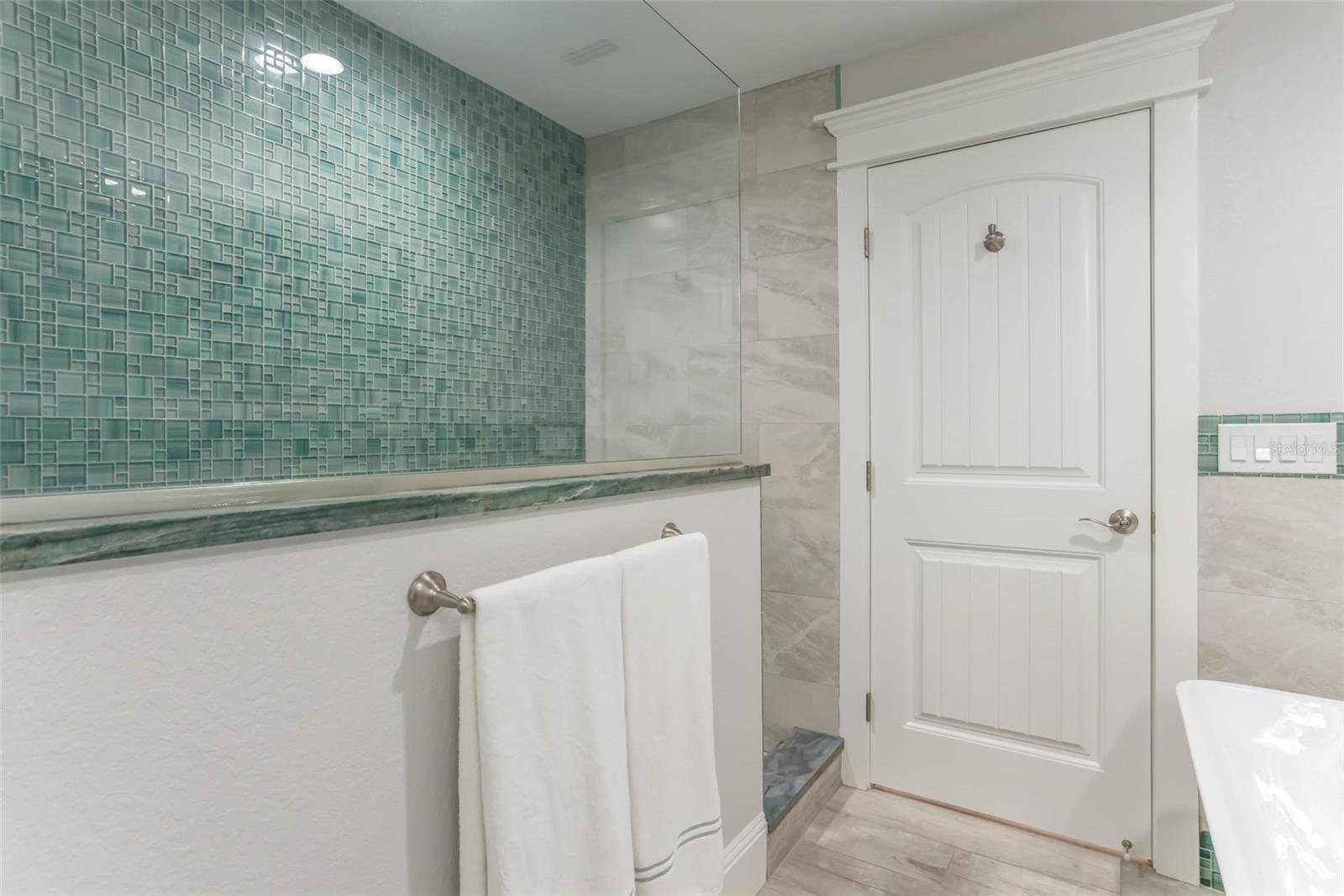 WEST WIND SHORES - Residential