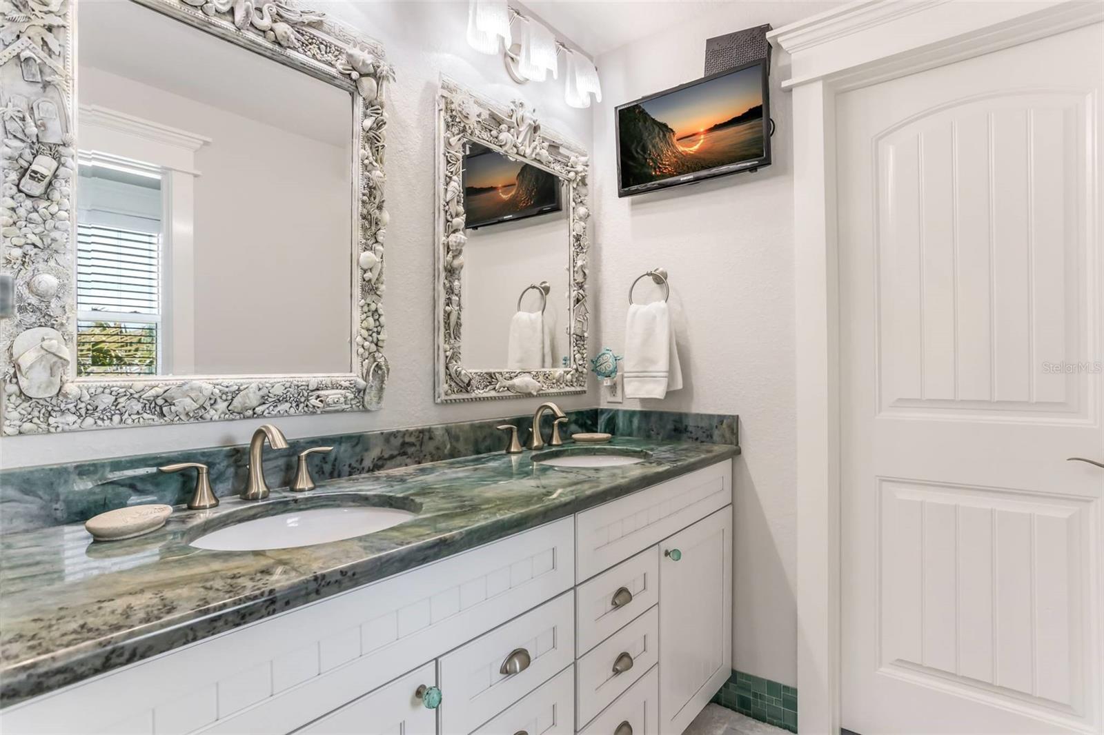 WEST WIND SHORES - Residential