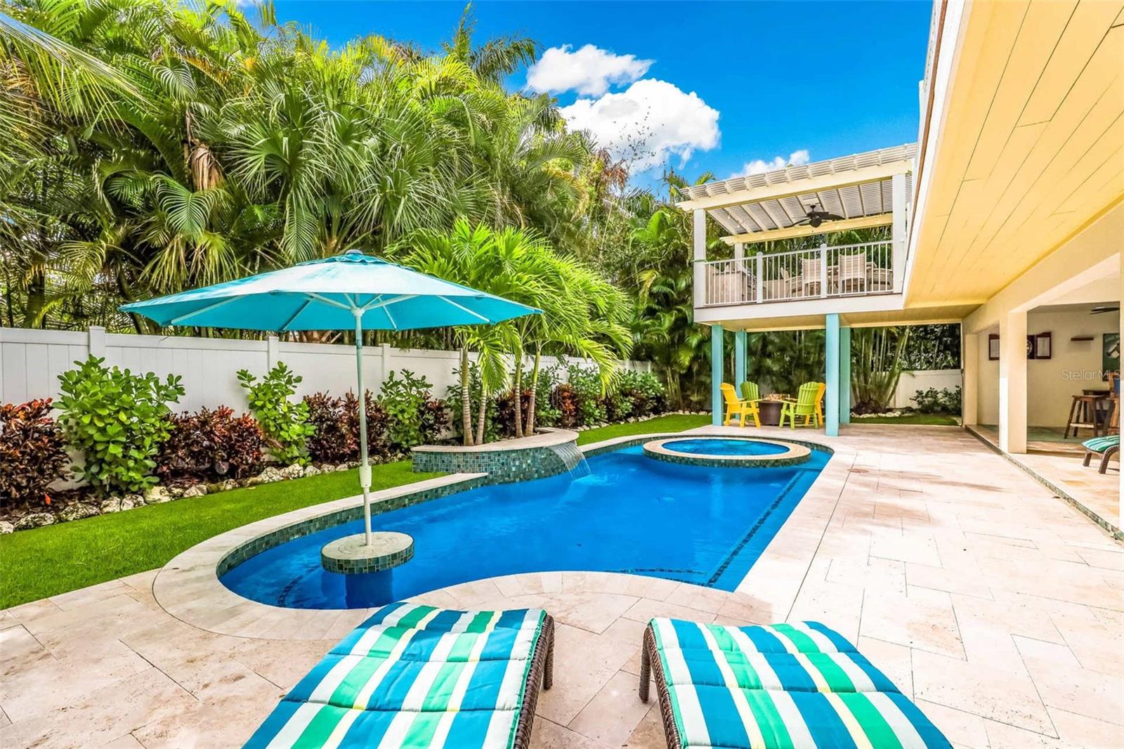 WEST WIND SHORES - Residential