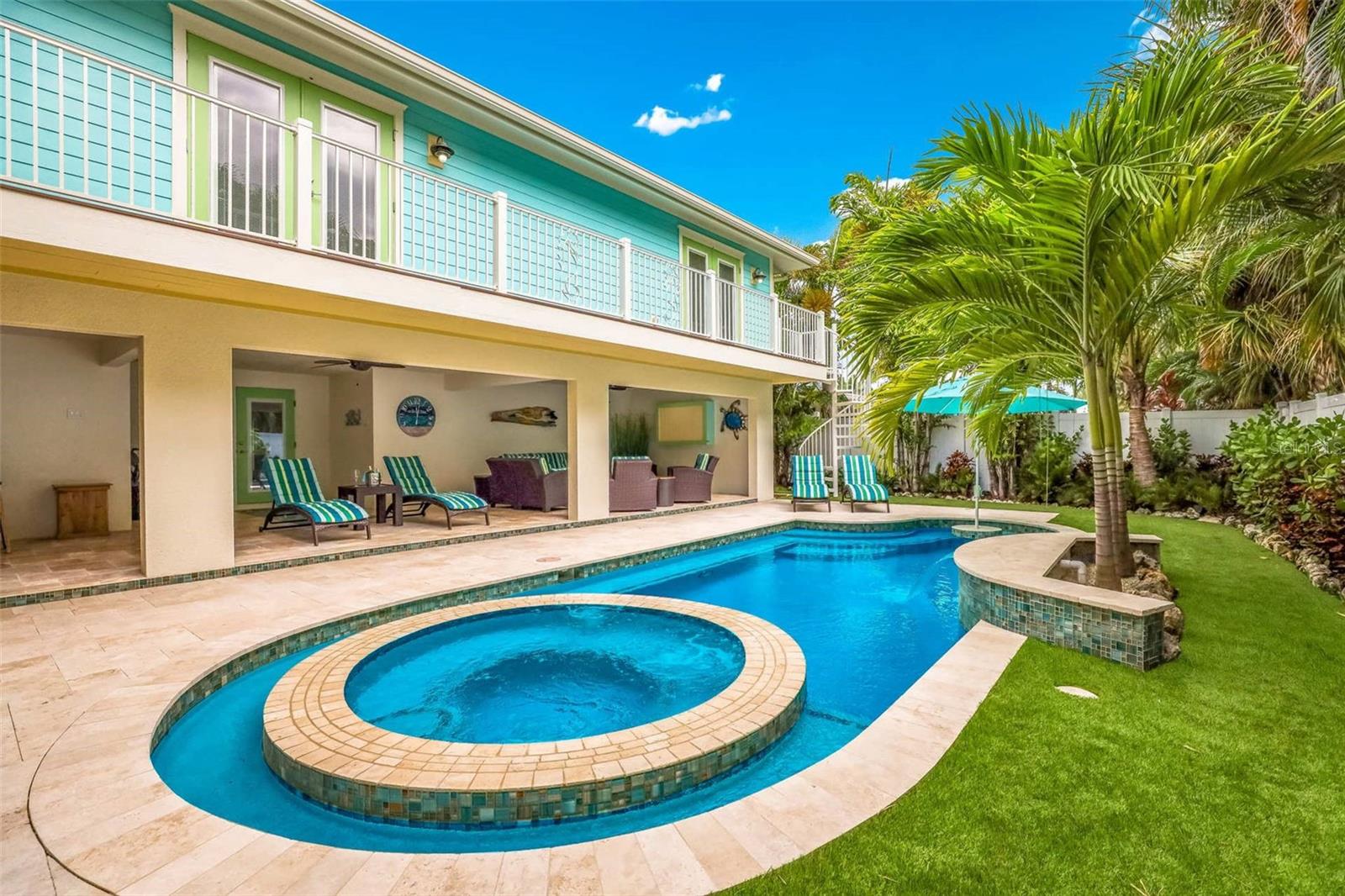 WEST WIND SHORES - Residential