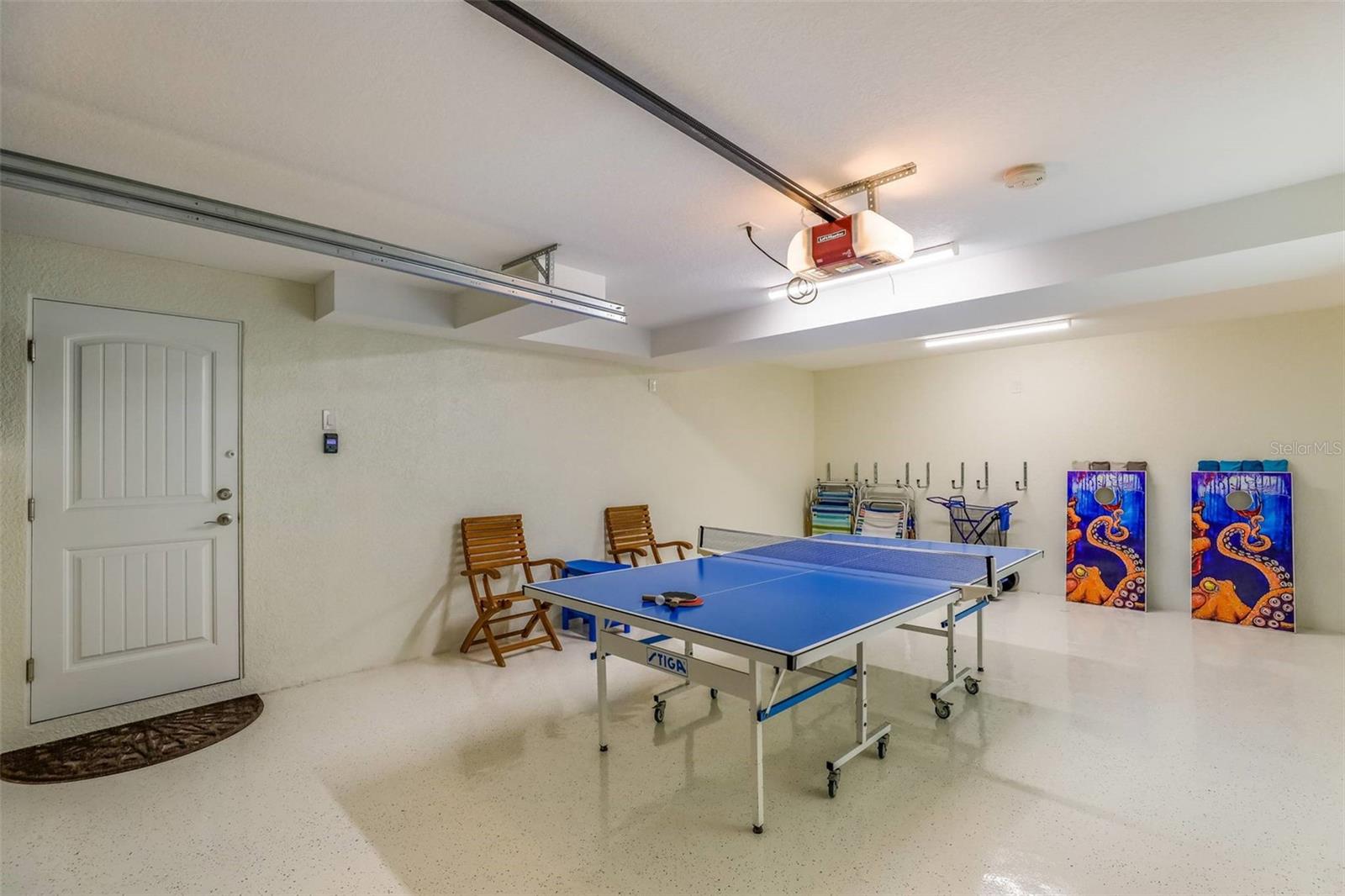 WEST WIND SHORES - Residential