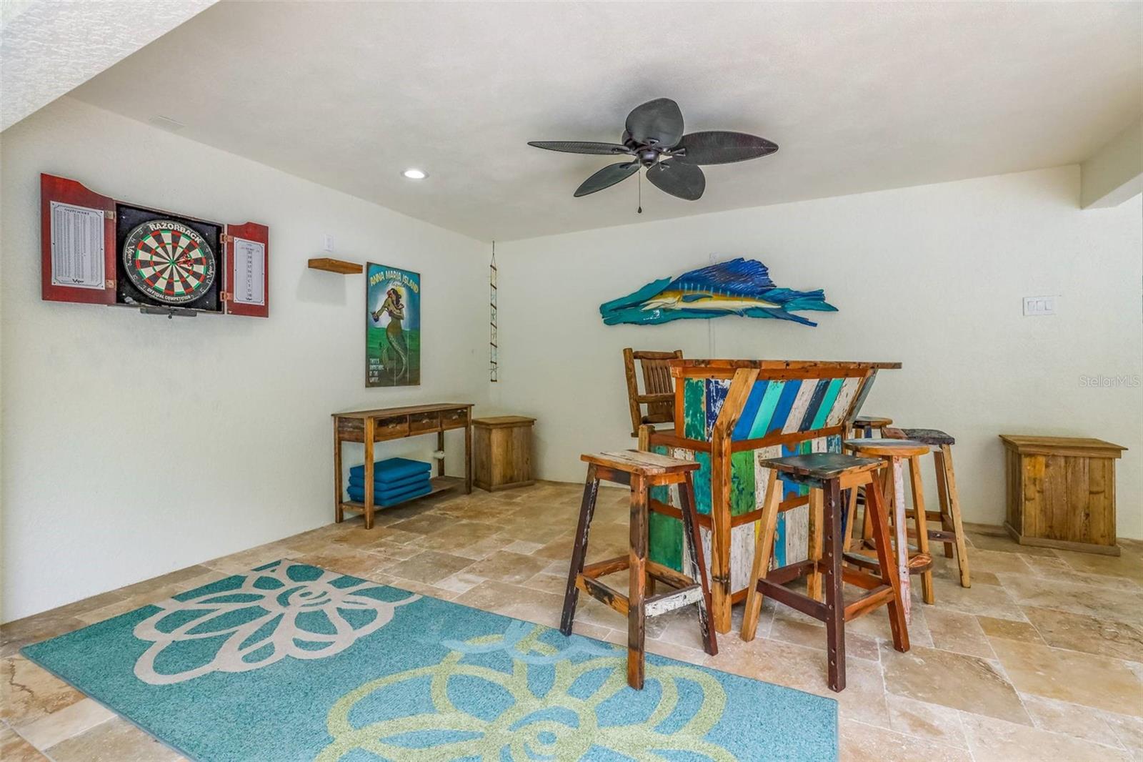 WEST WIND SHORES - Residential