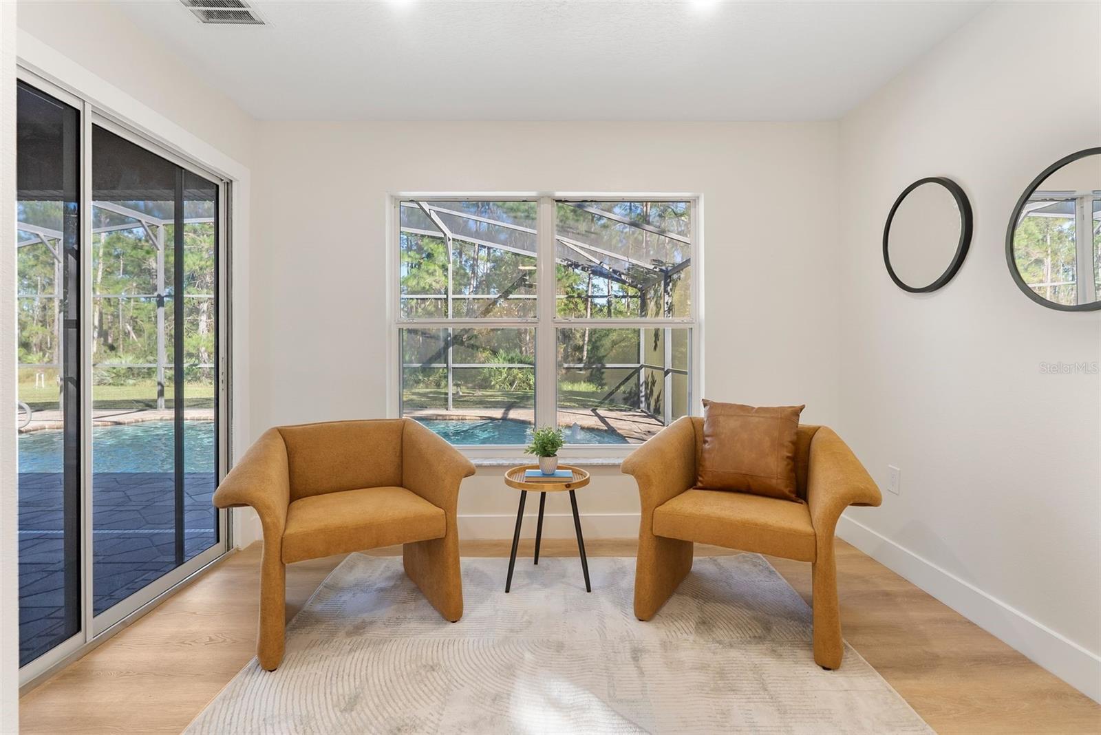 LAKE WINNEMISSETTT OAKS - Residential