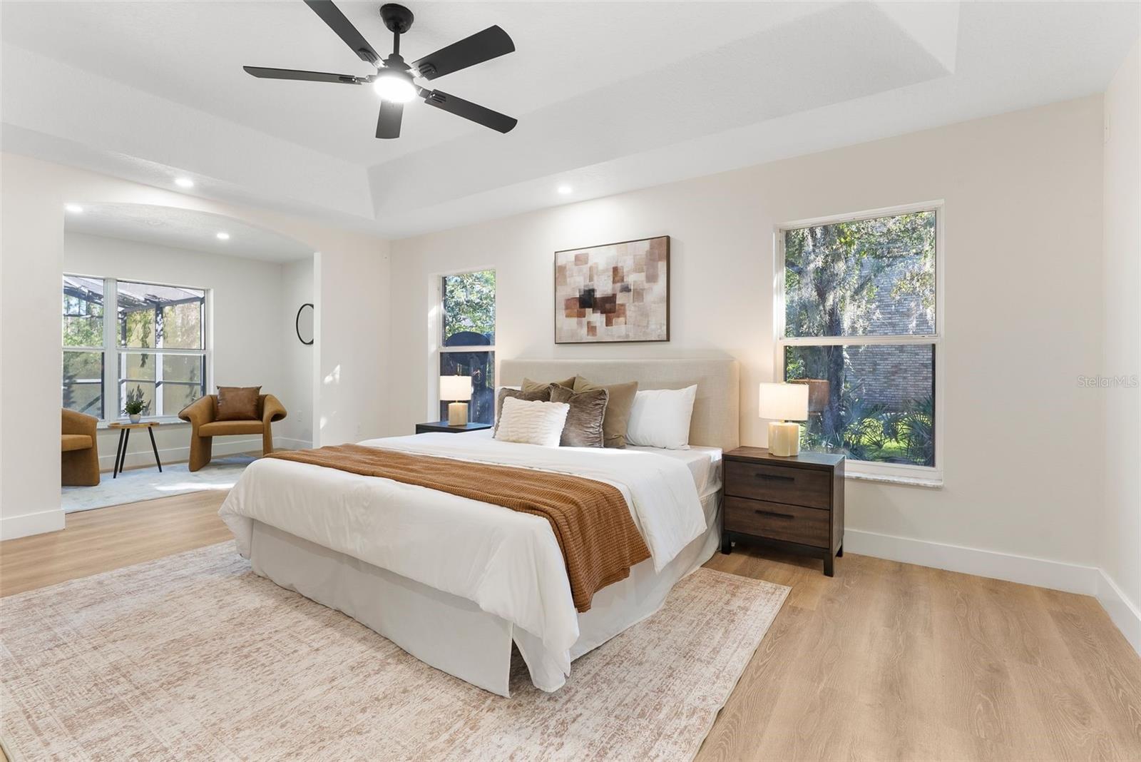 LAKE WINNEMISSETTT OAKS - Residential