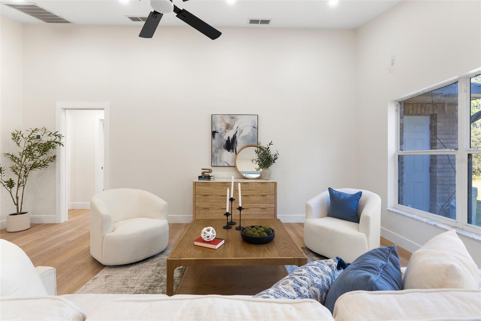 LAKE WINNEMISSETTT OAKS - Residential