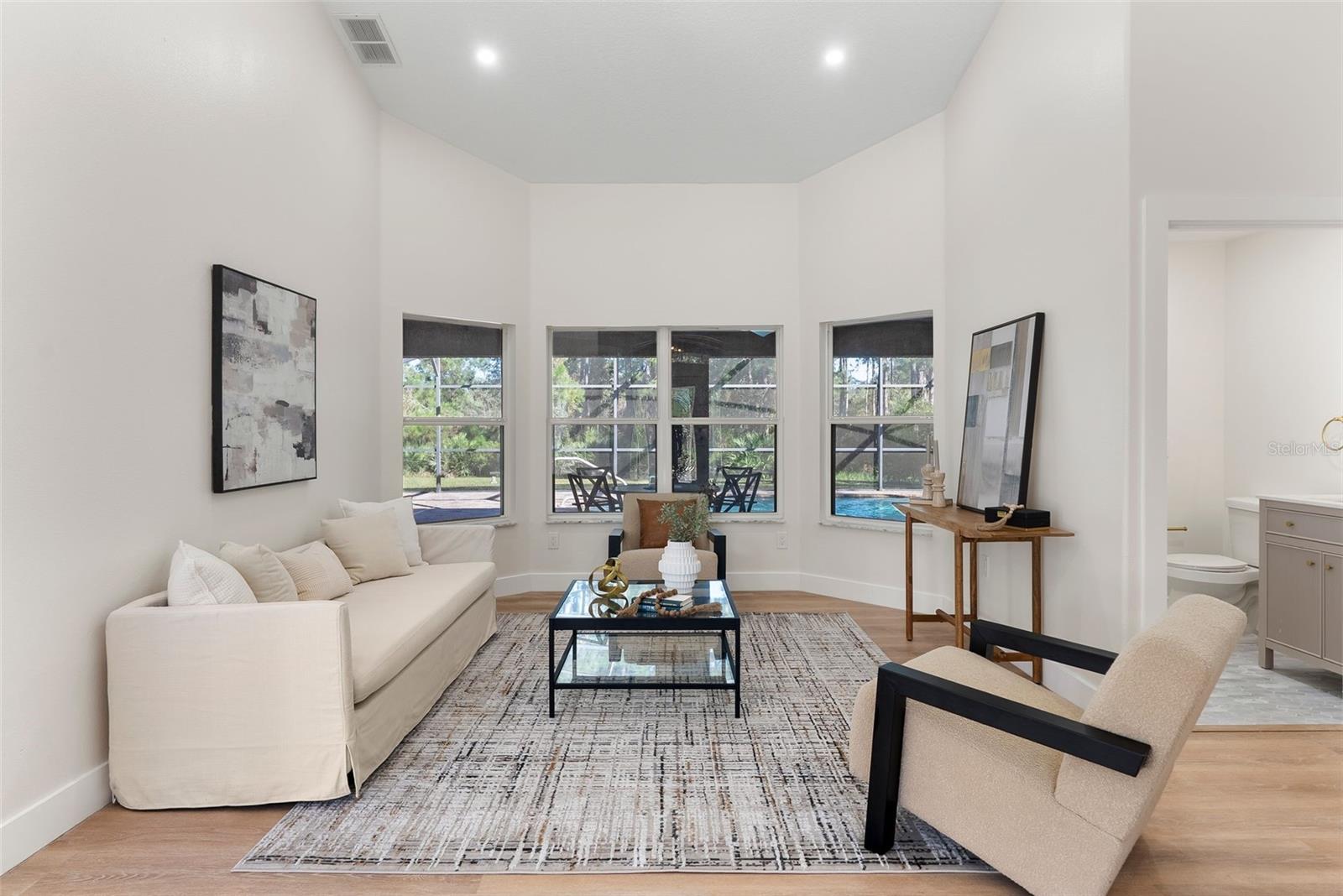 LAKE WINNEMISSETTT OAKS - Residential