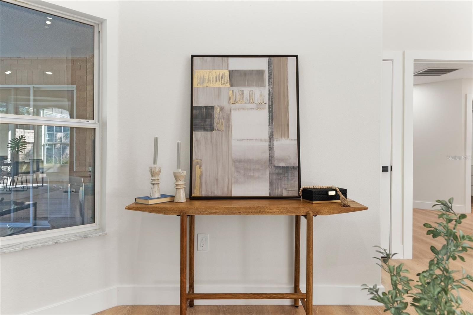 LAKE WINNEMISSETTT OAKS - Residential