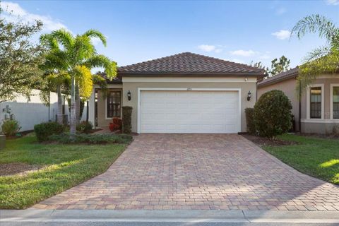 Photo of 6713 Alstead Circle, Lakewood Ranch, FL 34202 (MLS # A4677775)