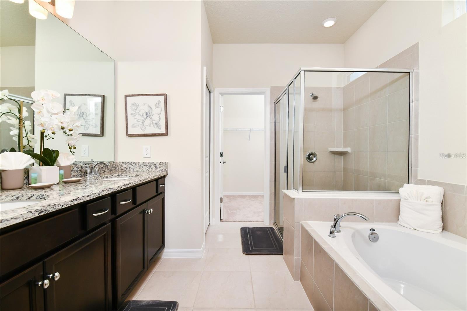 WINDSOR ISLAND RESIDENCE PH 2A - Residential