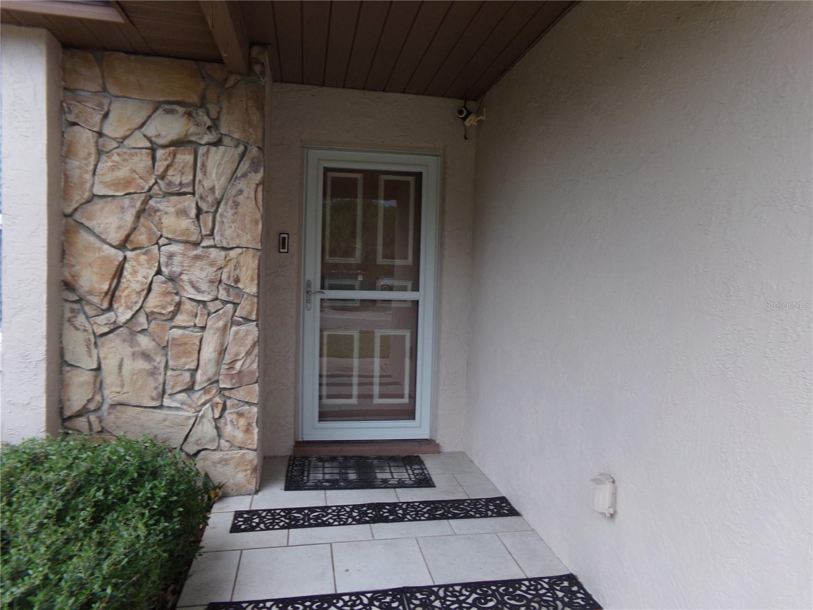 1320 GLADIOLAS DR