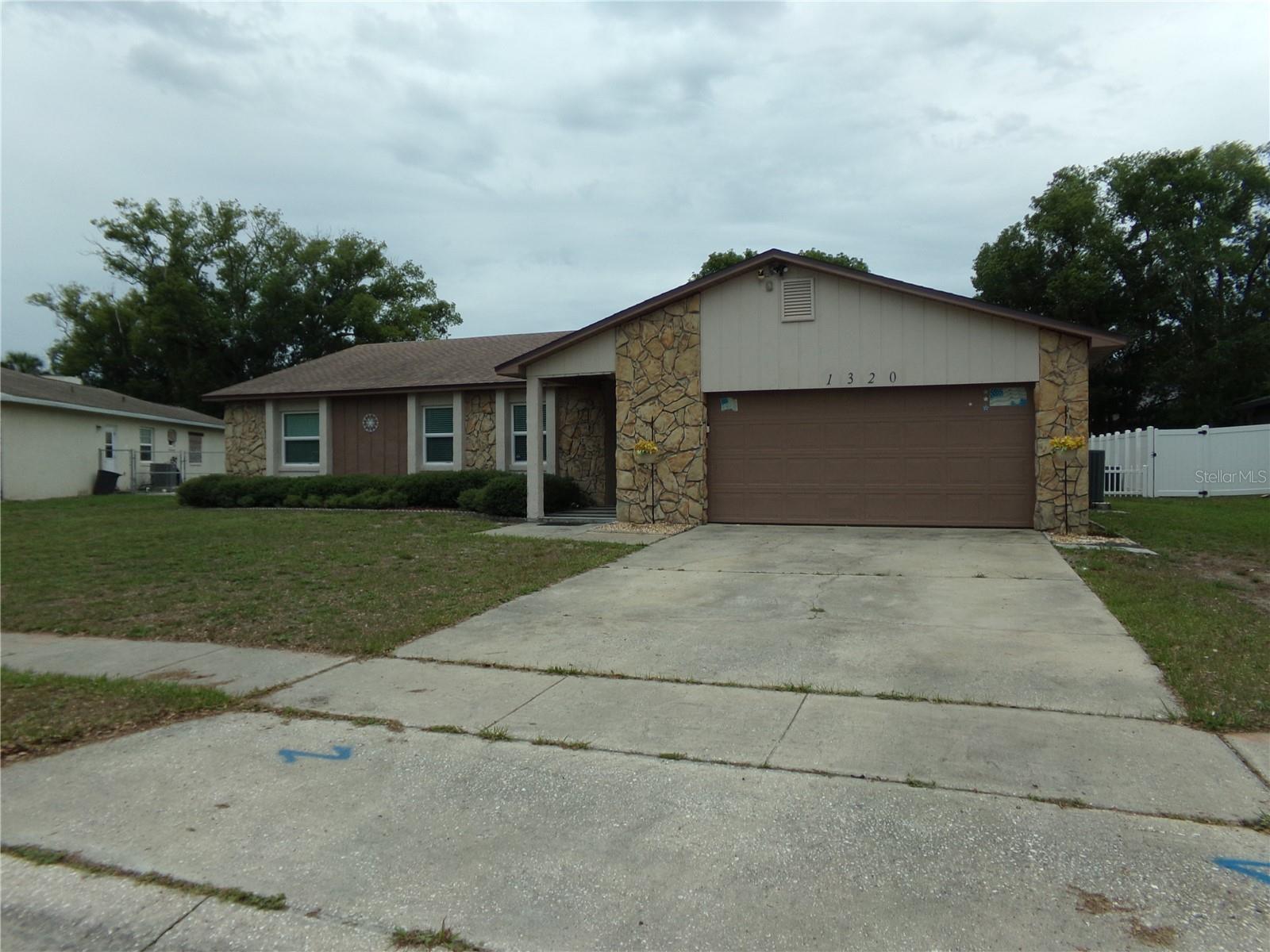 GARDEN LAKE ESTATES UNIT 3 - Residential