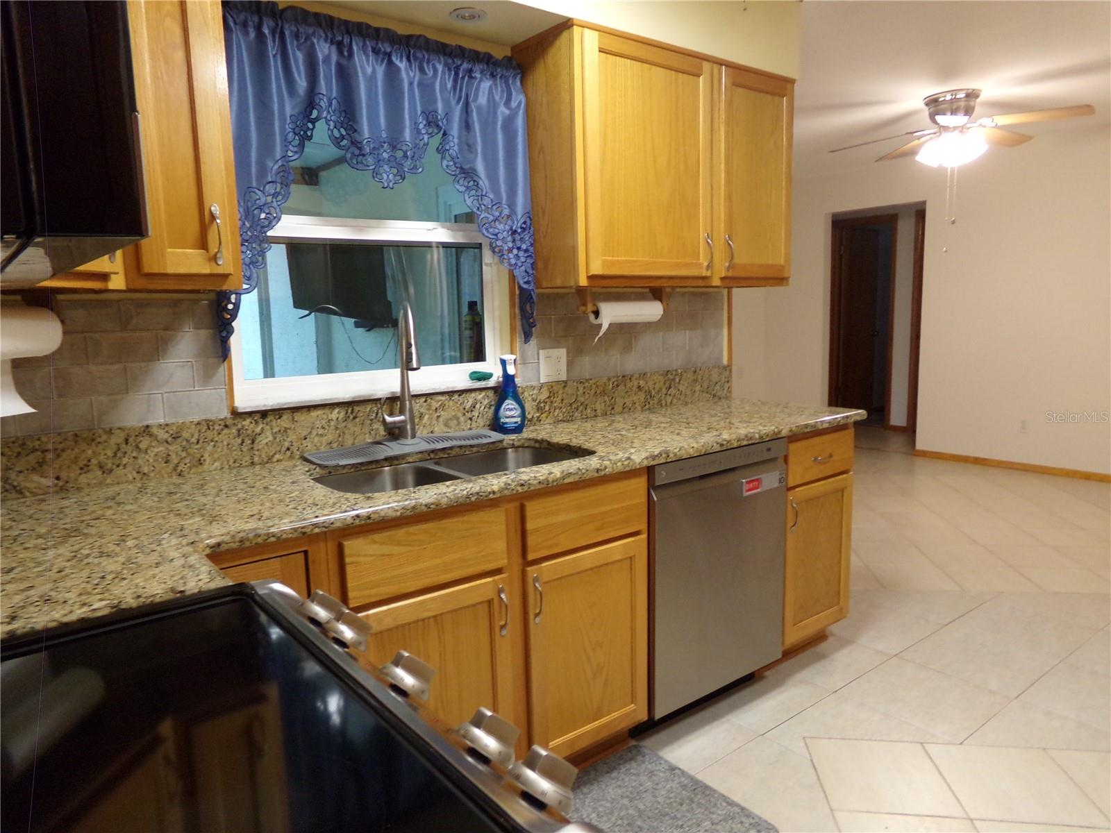 GARDEN LAKE ESTATES UNIT 3 - Residential